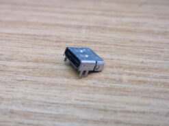 XBOX SERIES CONTROLLER USB-C CHARGING PORT